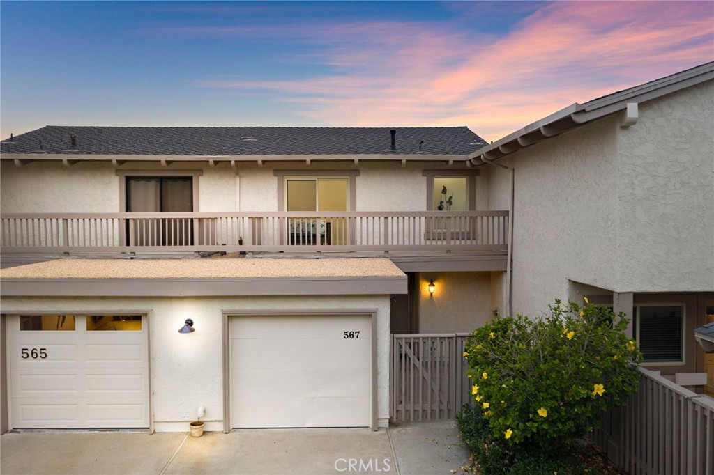 567 Avenida Adobe