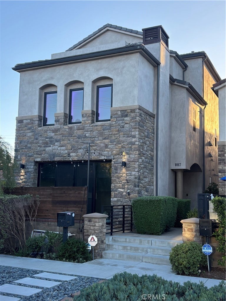 1017 Delaware