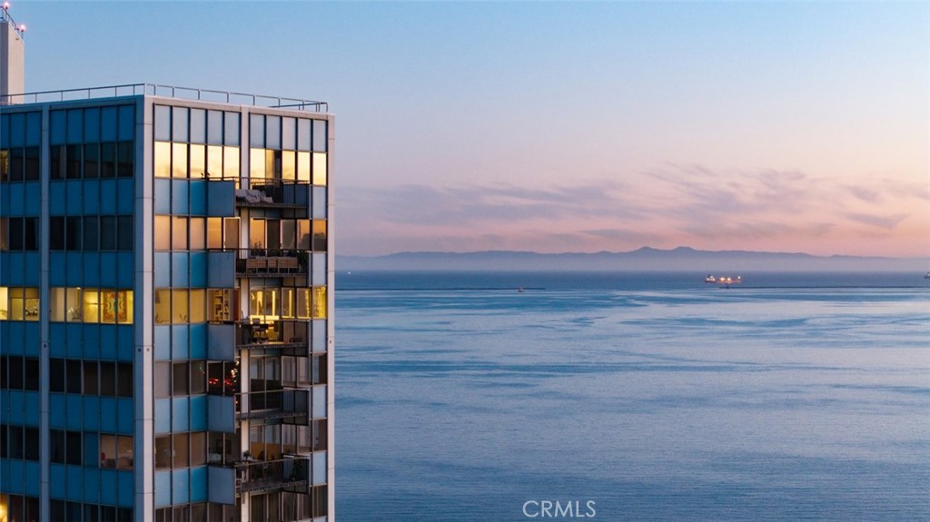 2999 E Ocean Boulevard 1830
