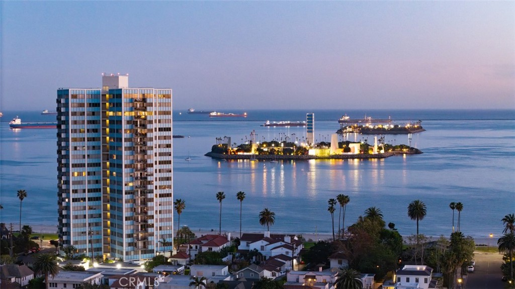 2999 E Ocean Boulevard 1830