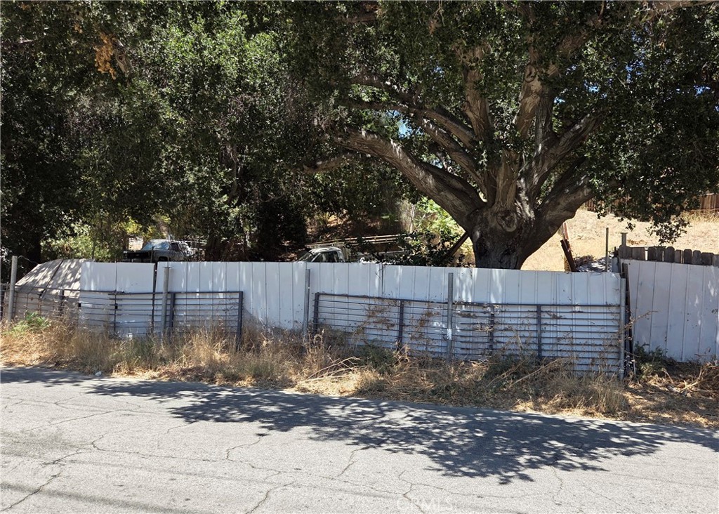 30323 San Martinez
