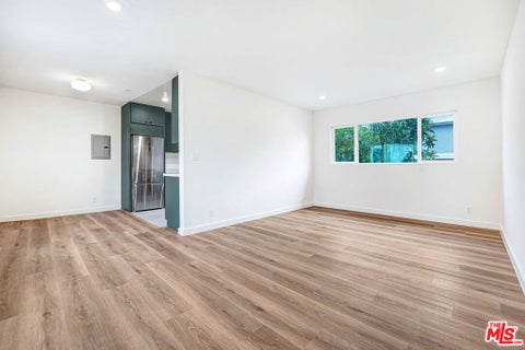 Photo of 16185 W Sunset Blvd BLVD #3, Pacific Palisades, CA 90272 (MLS # 26985789)