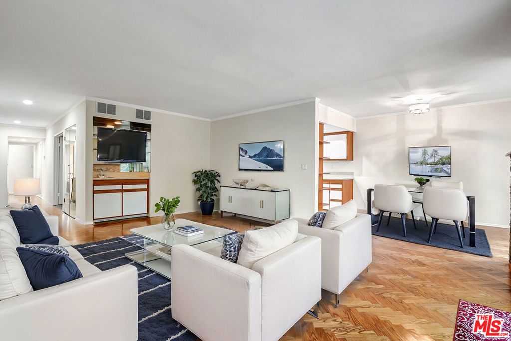 Photo of 1351 N Crescent Heights Boulevard #308, West Hollywood, CA 90046 (MLS # 25575297)
