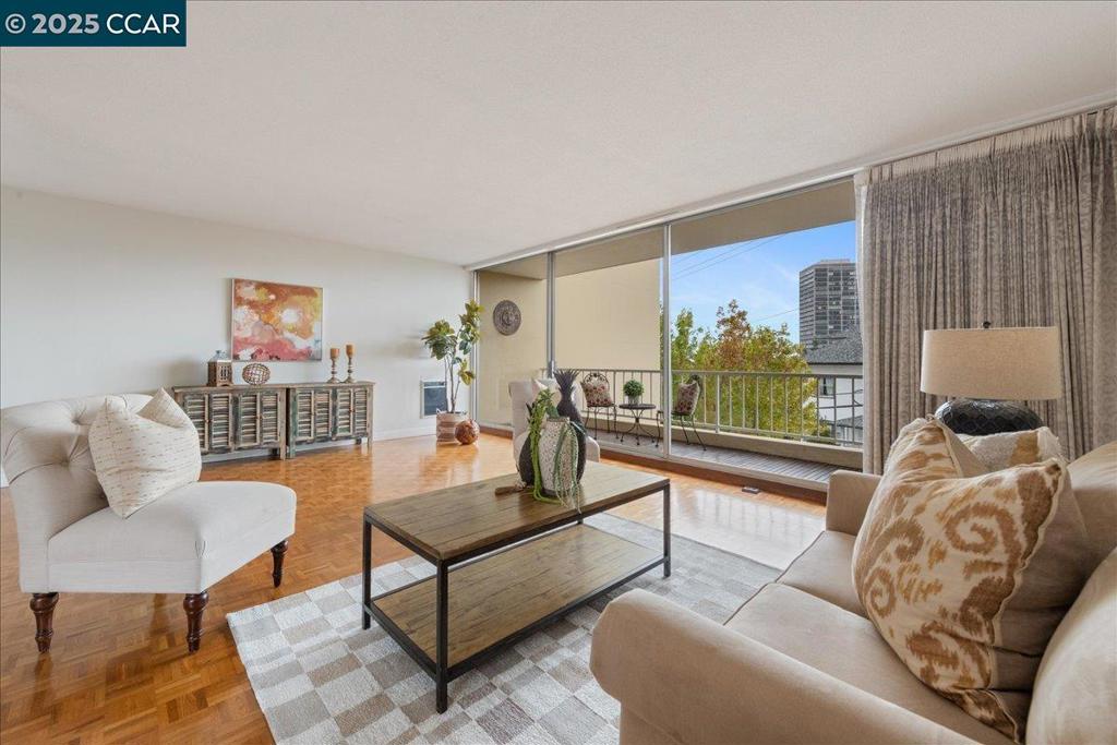 ADAMS POINT - Residential