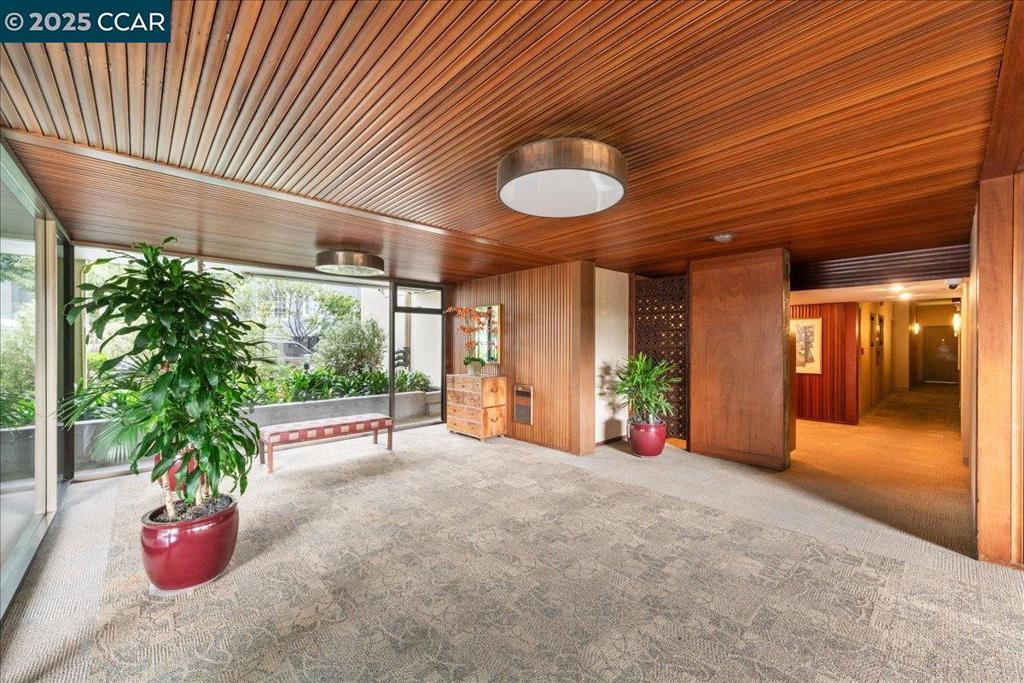 ADAMS POINT - Residential