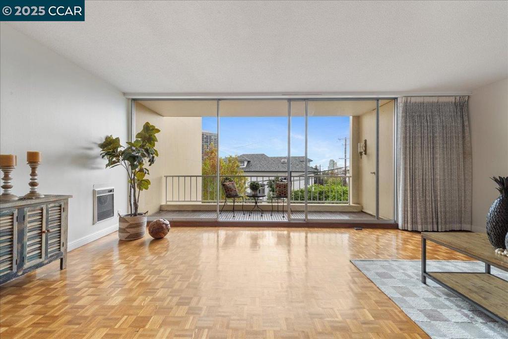 ADAMS POINT - Residential