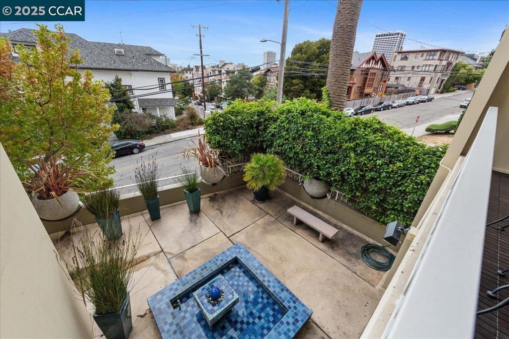 ADAMS POINT - Residential