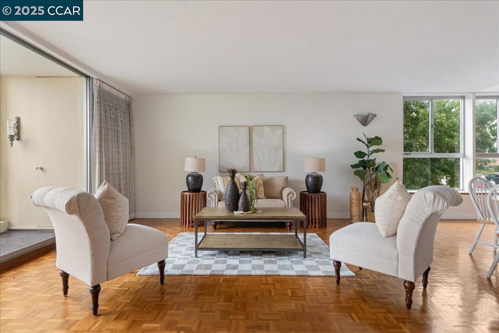 ADAMS POINT - Residential