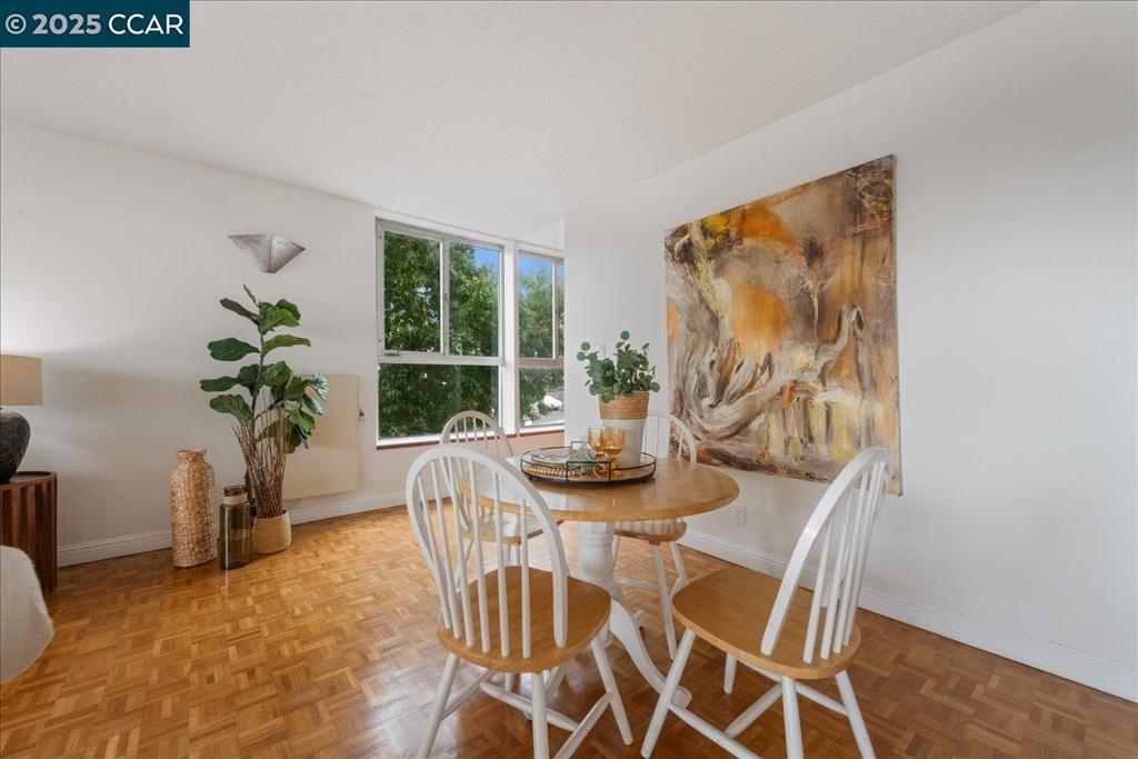 ADAMS POINT - Residential