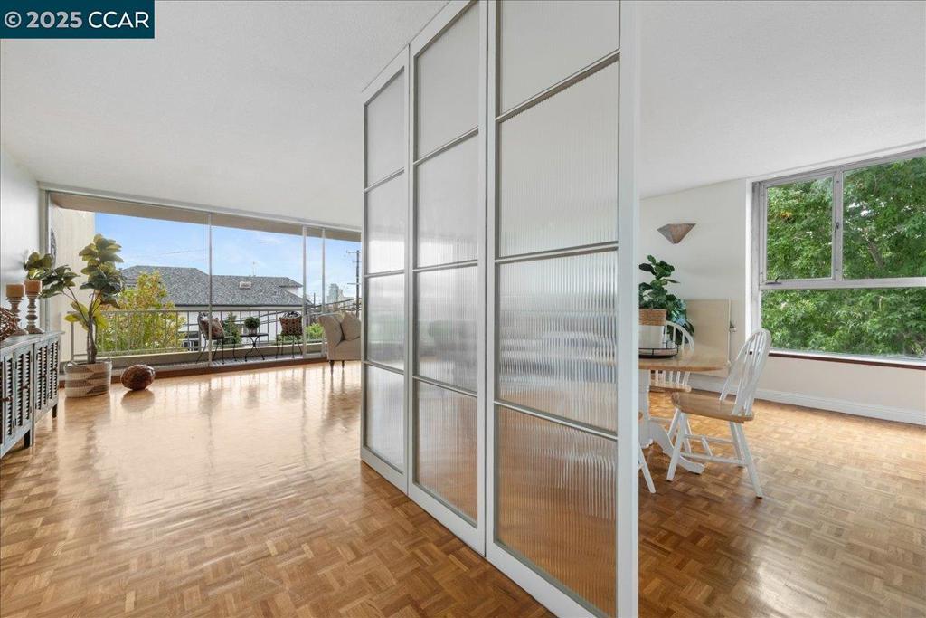 ADAMS POINT - Residential