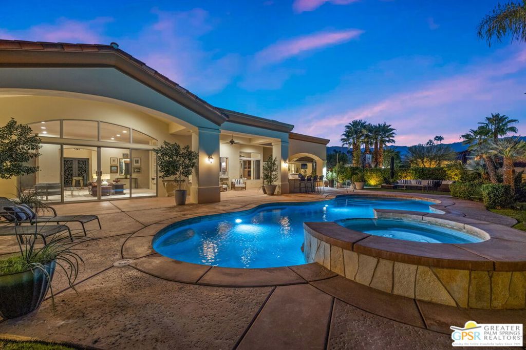 Villaggio On Sinatra - Residential