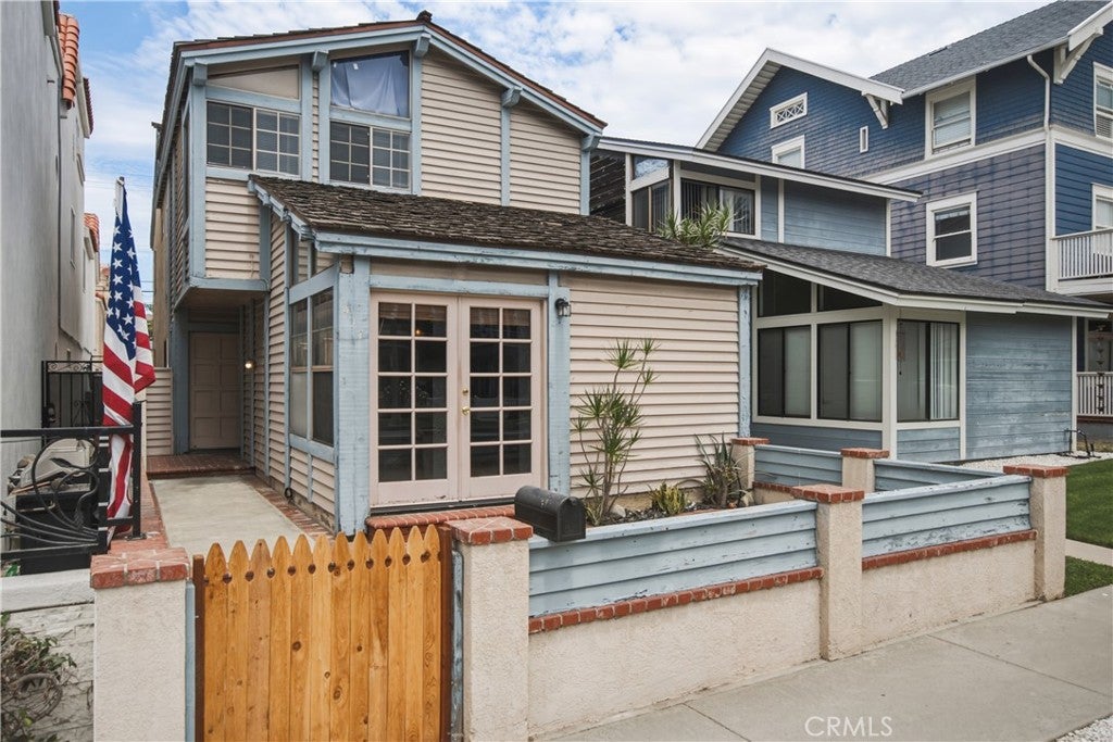 417 8th Street