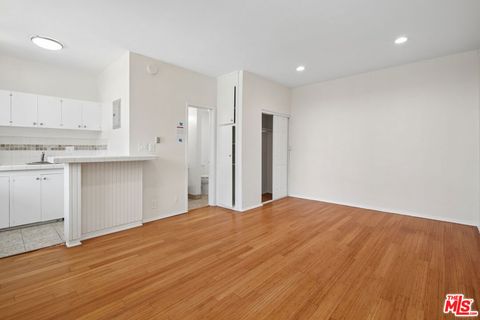 Photo of 400 S Occidental Boulevard #19, Los Angeles, CA 90057 (MLS # 26837779)