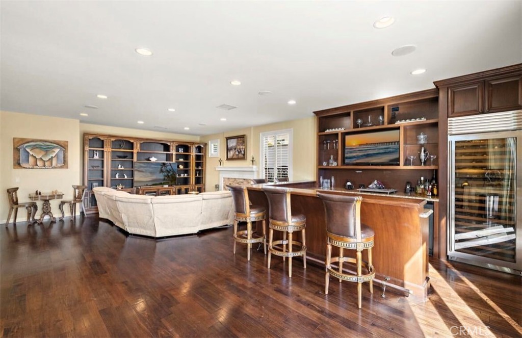 Laguna Niguel, California, 92677, United States, 4 Bedrooms Bedrooms, ,4 BathroomsBathrooms,Residential,Active,2052004