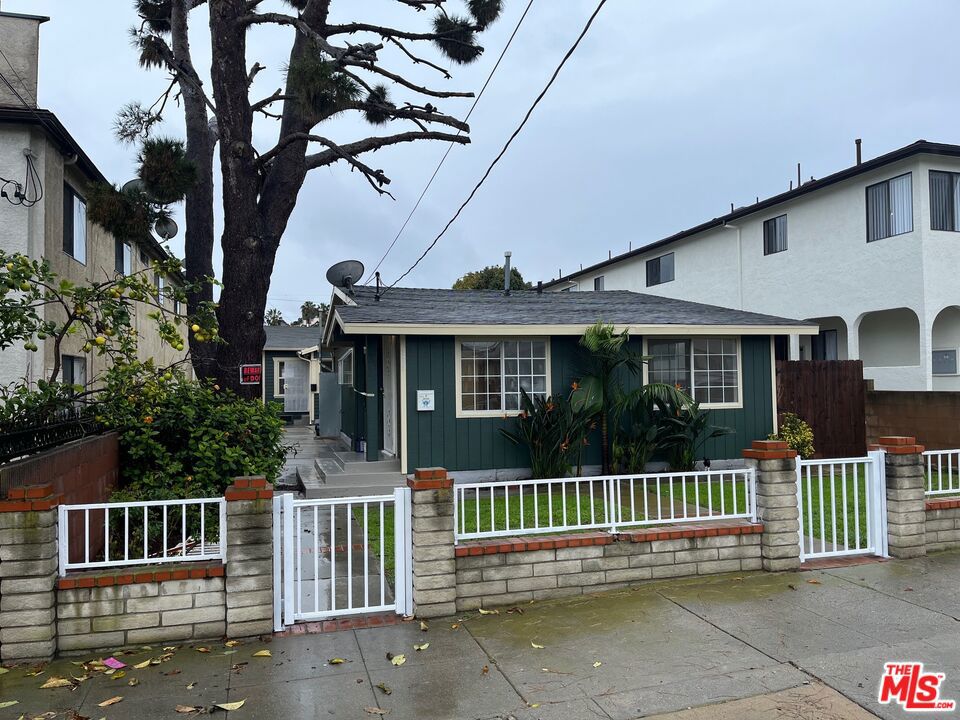 779 W 18th Street