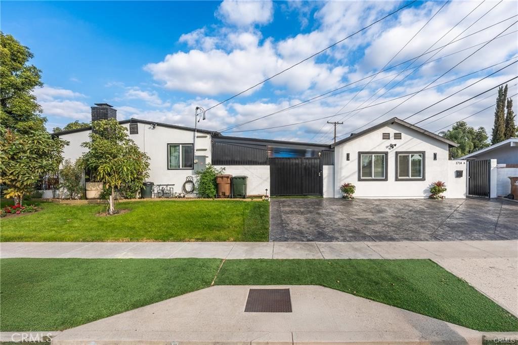 Fullerton Crest (FUCR) - Residential Lease