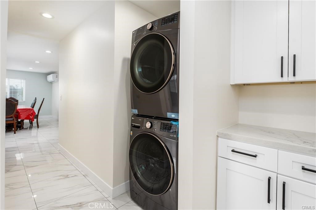 Fullerton Crest (FUCR) - Residential Lease