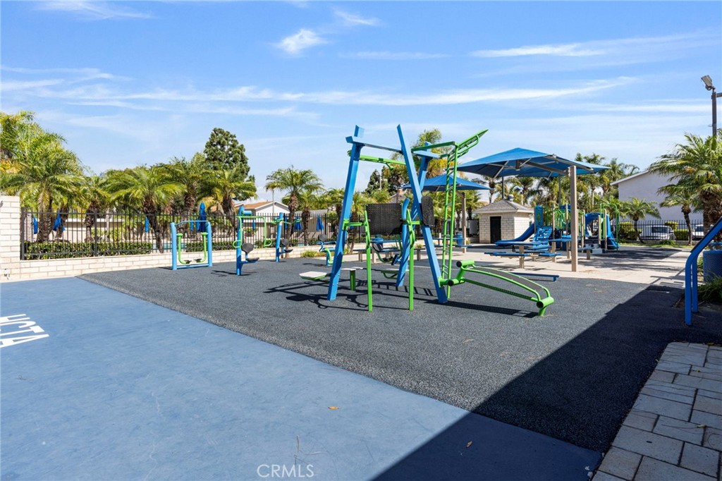 Huntington Continental (HCON) - Residential