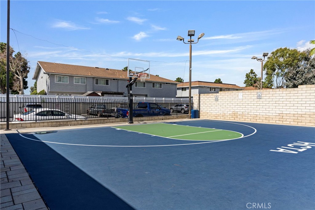 Huntington Continental (HCON) - Residential