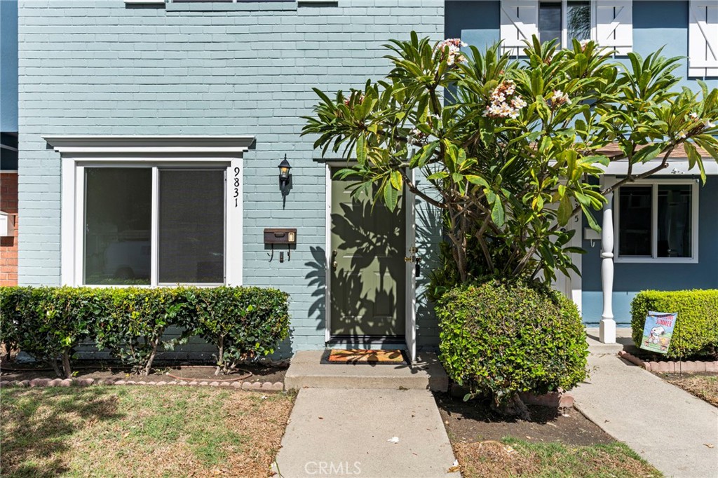 Huntington Continental (HCON) - Residential