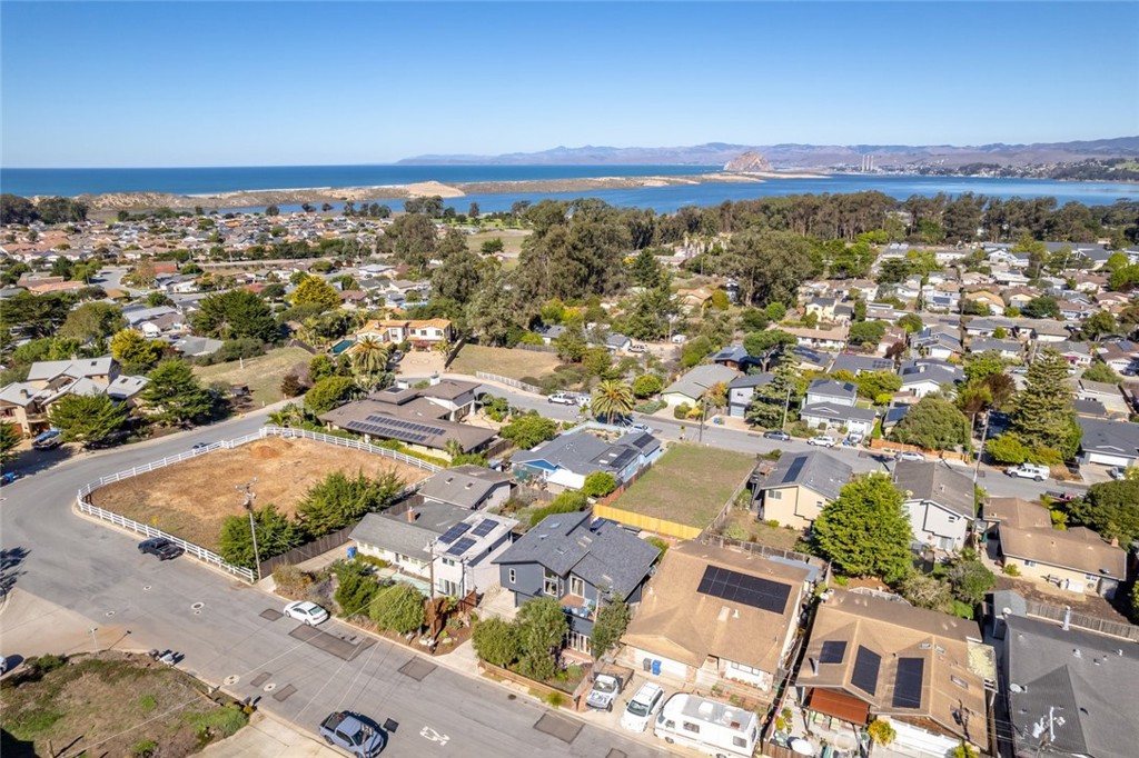 Redfield Woods(650) - Residential