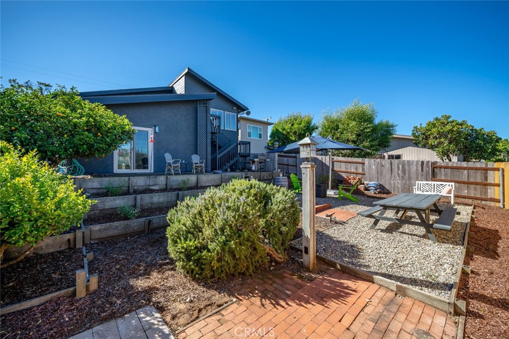 Redfield Woods(650) - Residential