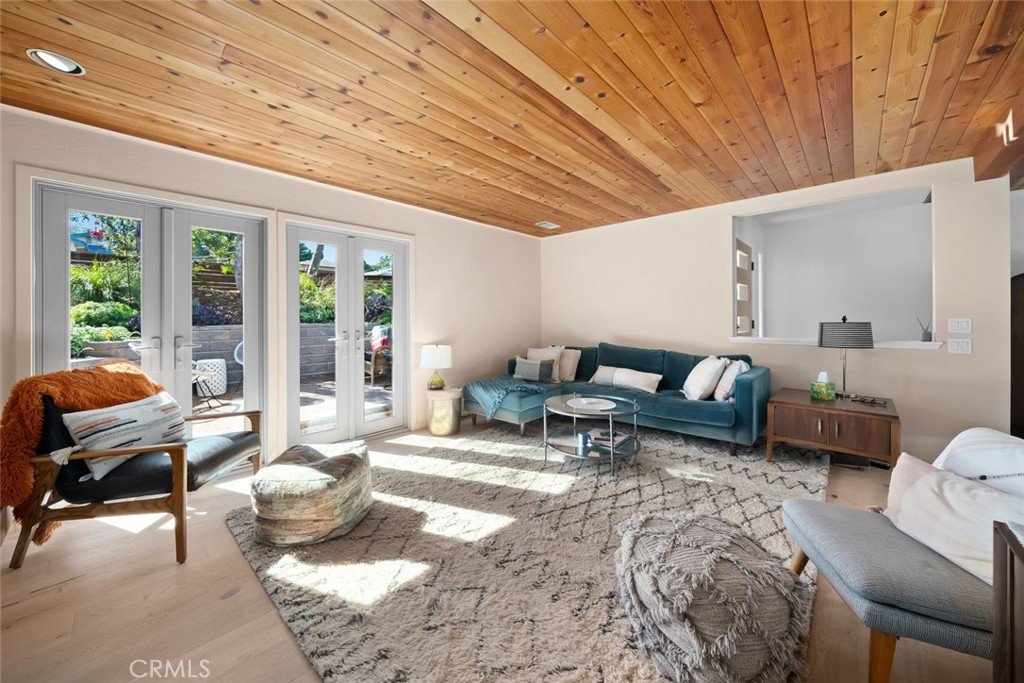 Redfield Woods(650) - Residential