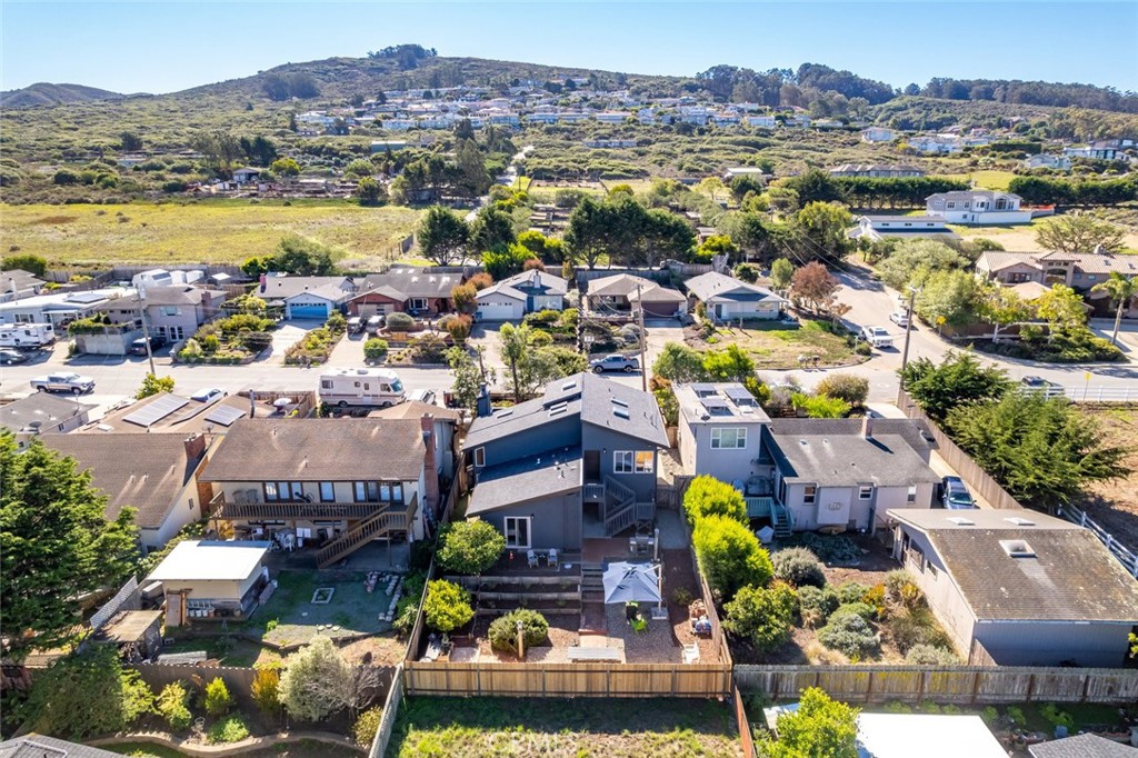 Redfield Woods(650) - Residential