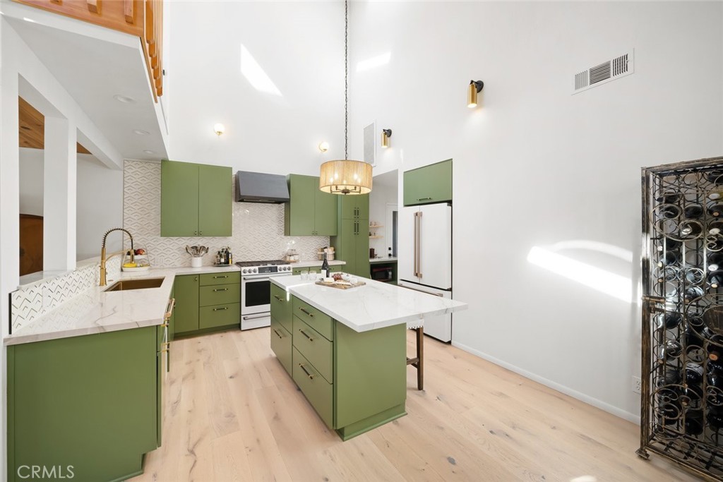 Redfield Woods(650) - Residential