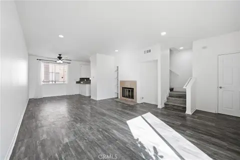 MLS: SR26152916