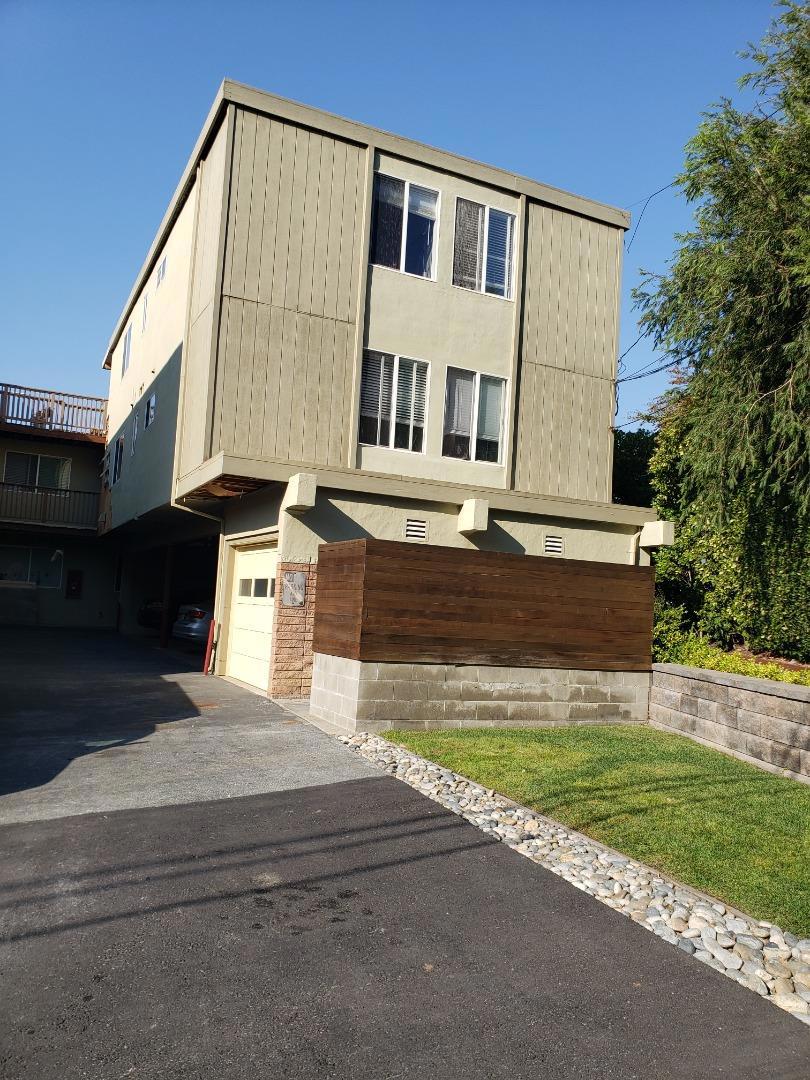"Fabulous location in the San Carlos Hills" Spacious 2-Bedroom and 2-Bathroom bright and spacious unit open floor plan. Updated kitchen with granite counters, dishwasher, private balcony, hardwood floors throughout, central heating. Master Suite with walk-in closet and updated bathrooms. Walk a 1/2 block from highly rated and desirable Heather Elementary school and enjoy the outdoor at Heather Recreation just steps away. Easy access to HWY 280 and 5 minutes to Downtown San Carlos. "HARDWOOD Floors will been refinished, new paint and can lights will be installed. application link below: