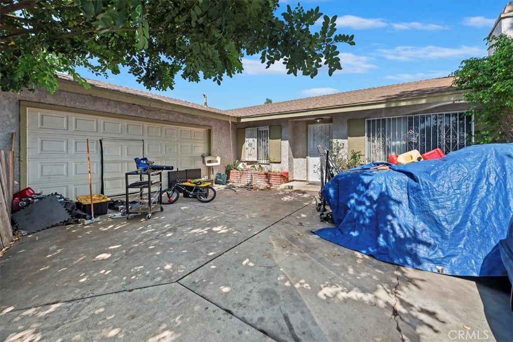 Properties 4 435 Leverett Avenue