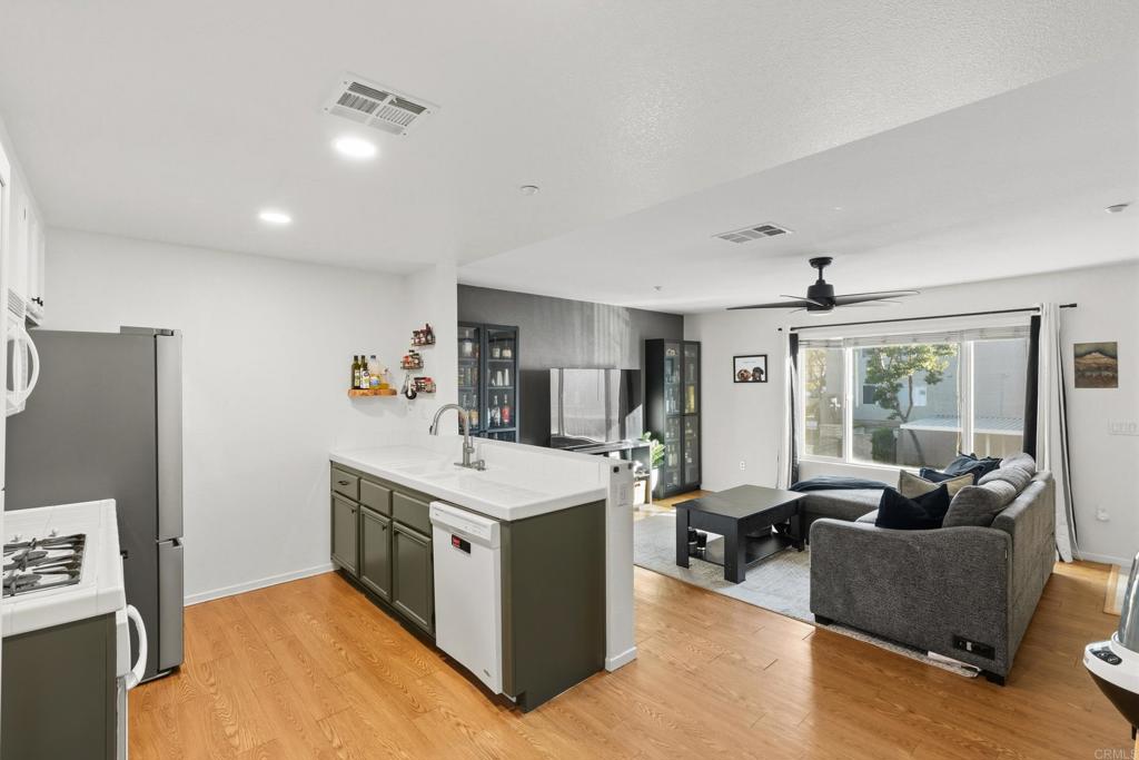 9728 Marilla Drive 805