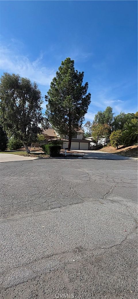 Photo of 12984 Columbia Ave, Yucaipa, CA 92399 (MLS # IG25247952) Photo of 12984 Columbia Ave, Yucaipa, CA 92399 (MLS # IG25247952)