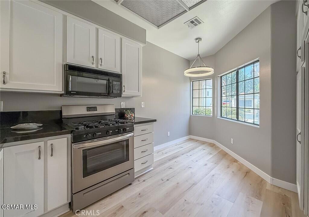 Capri West Oaks Park-832 - 832 - Residential Lease