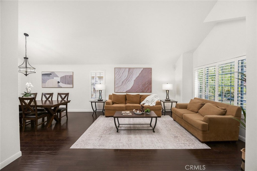 1957 Avenida Monte Vista