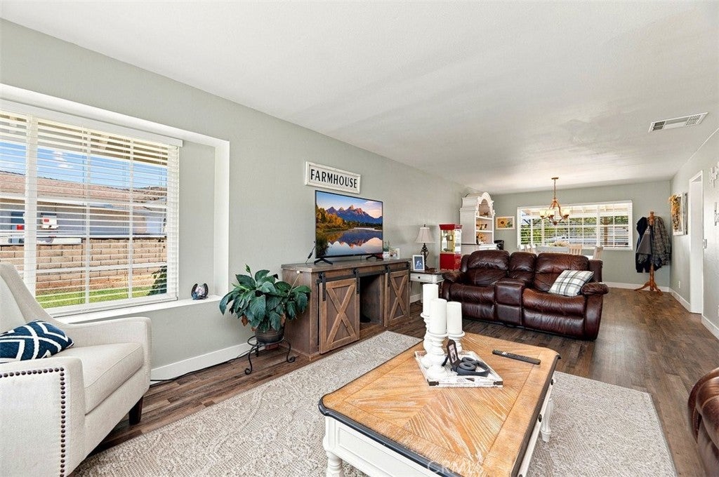 11518 RANGE VIEW