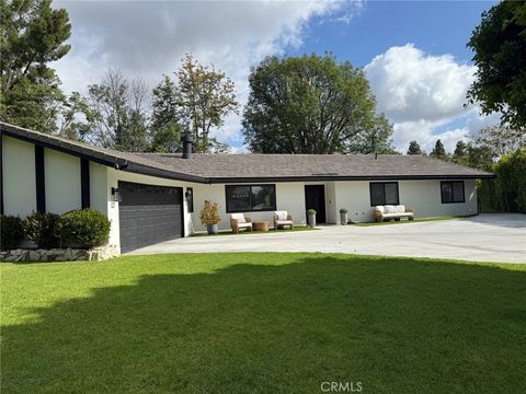 Photo of 1530 Robin Way, Fullerton, CA 92835 (MLS # PW26035747)