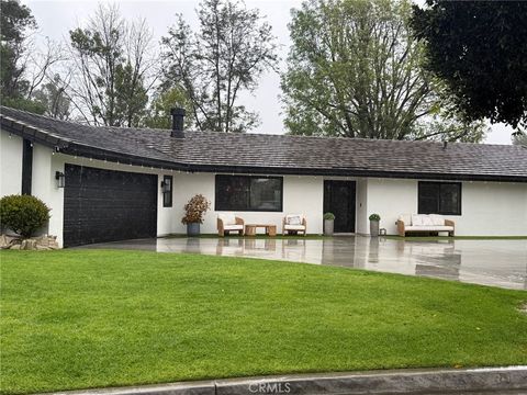 Photo of 1530 Robin Way, Fullerton, CA 92835 (MLS # PW26035747)