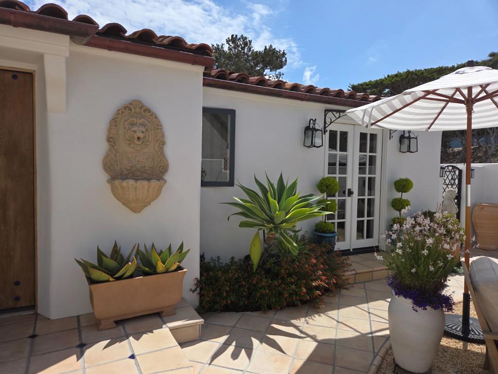 166 Lighthouse Avenue