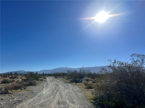Photo of 2025 Dos Palmas, Phelan, CA 92371 (MLS # HD26064923)