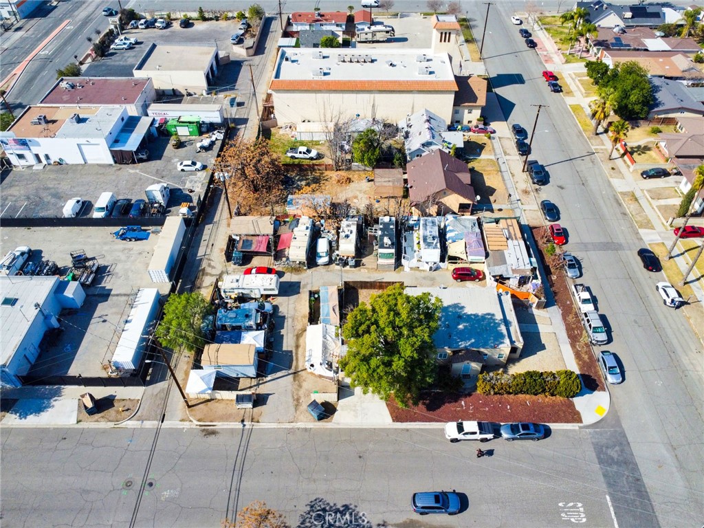 584 E H Street 1-11