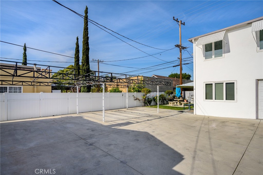 Not Applicable-105 - Residential Lease