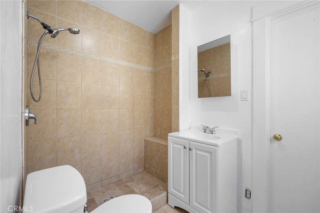 Not Applicable-105 - Residential Lease