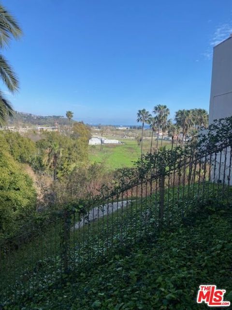23901 civic center way 127 malibu ca 90265