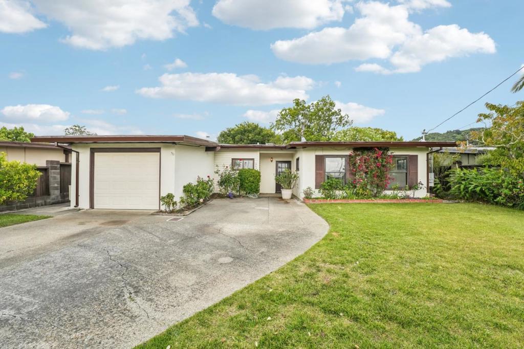 640 Galerita Way