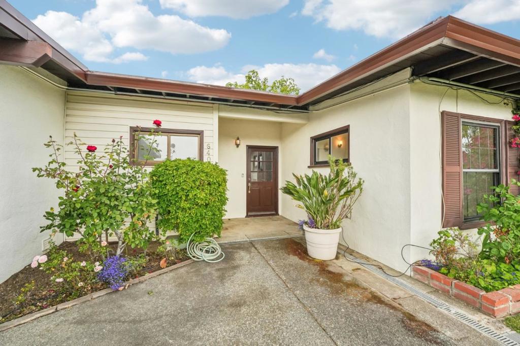640 Galerita Way