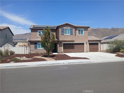 Photo of 635 Moondance LN, San Jacinto, CA 92583 (MLS # CV26193567)