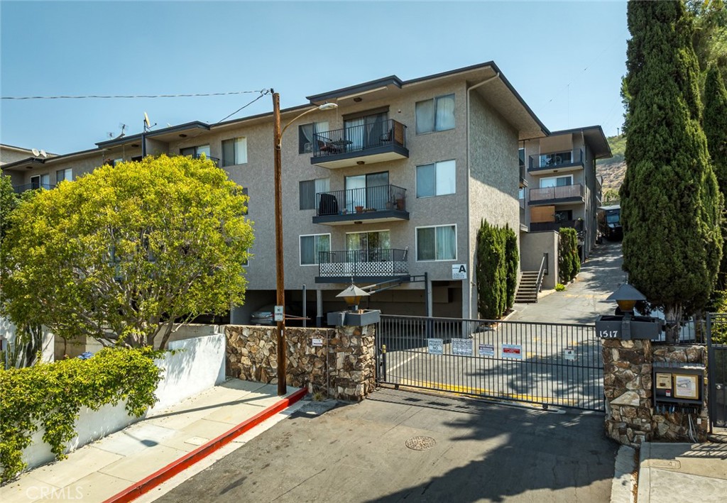 Tucked away in the heart of Glendale, this charming third-floor 1-bedroom, 1-bathroom condo offers breathtaking city and mountain views. The spacious living and dining area features a sliding glass door that opens to a private balcony—perfect for everyday relaxation and enjoying the scenery.
The kitchen is appointed with granite countertops,tile flooring and ample cabinetry for all your storage needs. The generously sized bedroom also enjoys sweeping city and mountain views. Both living/dining room and bedroom feature laminate flooring.
Residents can enjoy resort-style community amenities, including a sparkling pool, rejuvenating spa, fitness center, and a serene courtyard. Community laundry facilities are conveniently located on the first floor. The best feature with this unit is that it has two tandem parking spaces and extra storage! Complex offers plenty of guest parking and a low HOA fee. Ideally located just minutes from Whole Foods, The Americana at Brand, Glendale Galleria, local restaurants, parks, studios and with easy access to major freeways this condo is a fantastic opportunity to experience the best of Glendale living!