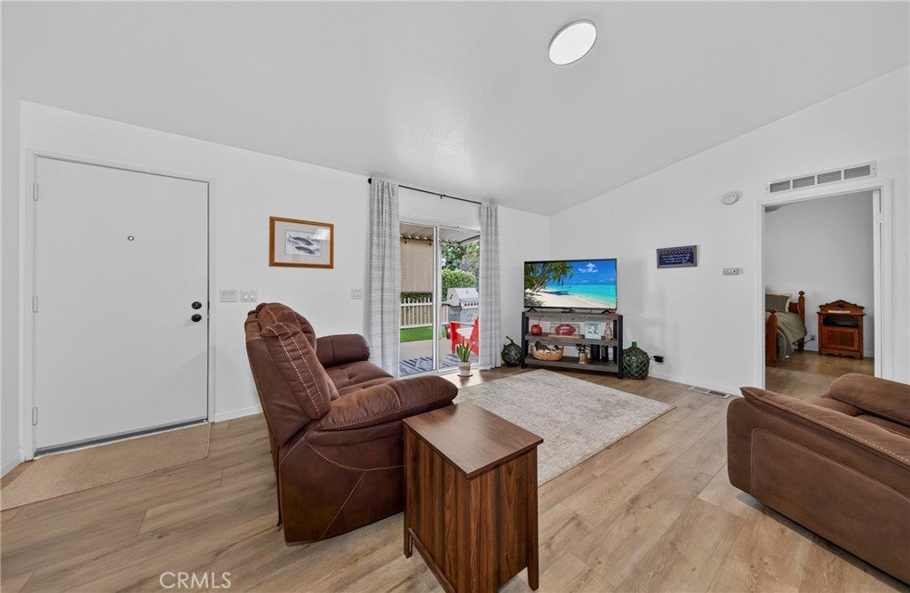 1250 N Kirby Street 194